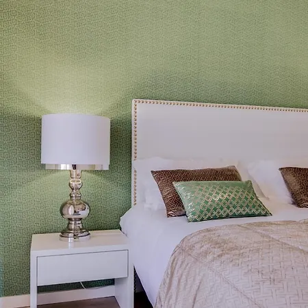 Ella - Fantastic - *