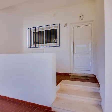 Ella - Fantastic - Apartment *