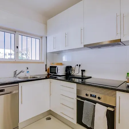 Ella - Fantastic - Apartment *